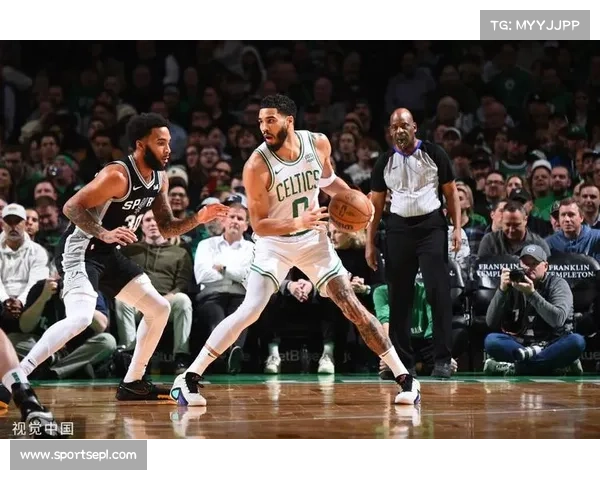 马刺六连胜升至西部第二，文班亚马替补贡献两双